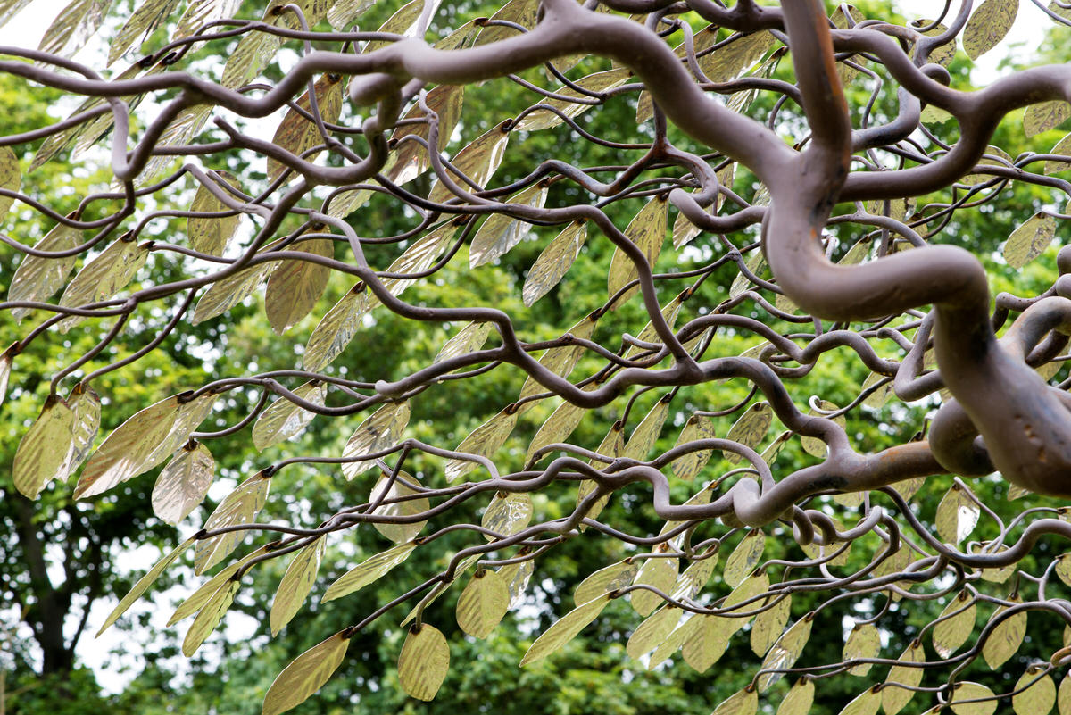 Arbour Metallum Metal Tree Garden & Corporate Sculpture Commission by Mark Reed (2)