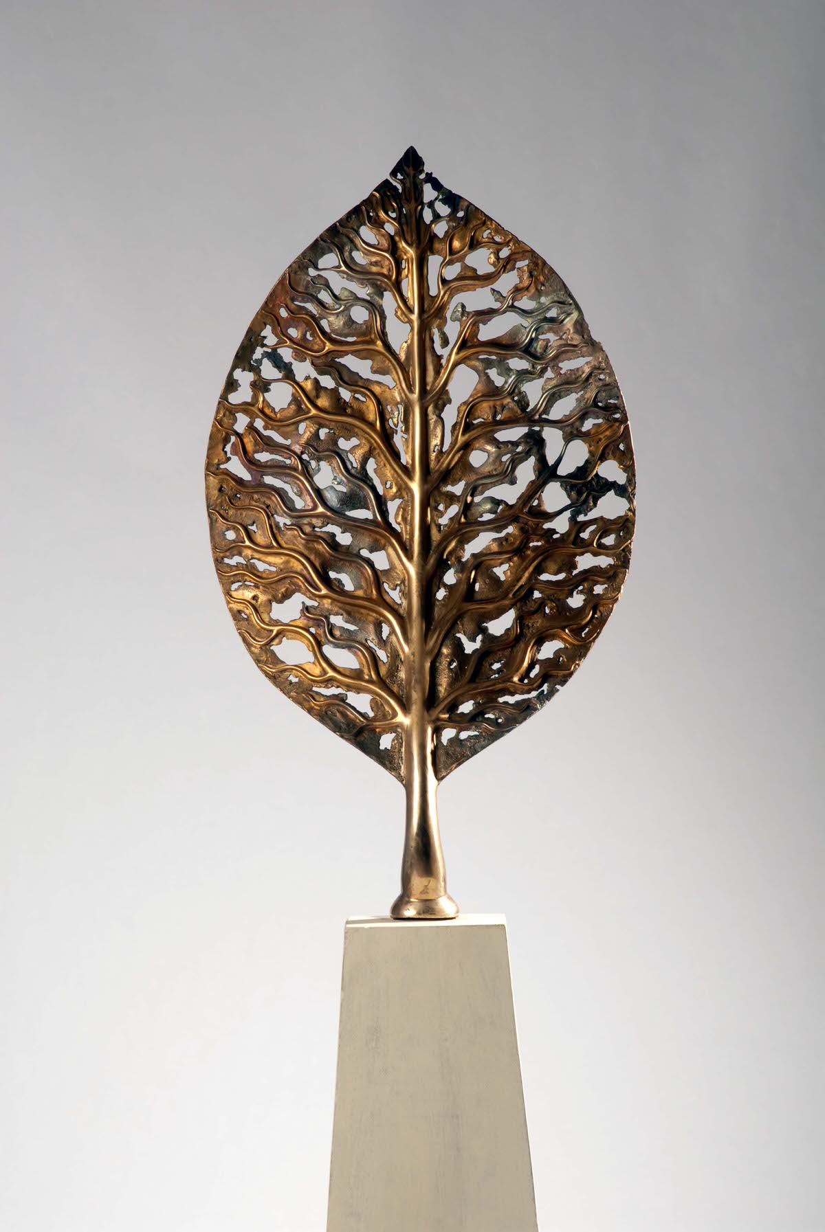 Life Leaf medium sculpture bronze sculpture indoor sculpture centrepiece for hotels specifier sculpture indoor trees RHS Hampton Court Flower Show by Mark Reed